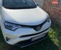 Білий Тойота РАВ 4, об'ємом двигуна 2.49 л та пробігом 97 тис. км за 15000 $, фото 1 на Automoto.ua