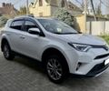 Белый Тойота РАВ 4, объемом двигателя 2.5 л и пробегом 80 тыс. км за 16000 $, фото 2 на Automoto.ua