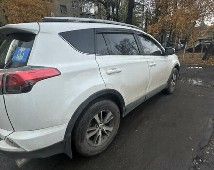 Білий Тойота РАВ 4, об'ємом двигуна 1.99 л та пробігом 189 тис. км за 18000 $, фото 1 на Automoto.ua