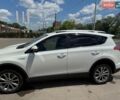 Белый Тойота РАВ 4, объемом двигателя 2.49 л и пробегом 122 тыс. км за 25200 $, фото 1 на Automoto.ua