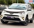 Білий Тойота РАВ 4, об'ємом двигуна 2.23 л та пробігом 191 тис. км за 21500 $, фото 1 на Automoto.ua