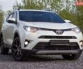 Белый Тойота РАВ 4, объемом двигателя 2.23 л и пробегом 283 тыс. км за 17777 $, фото 1 на Automoto.ua
