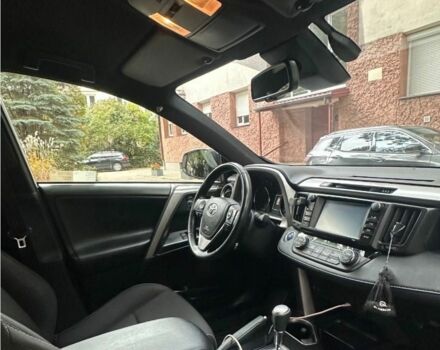 Тойота РАВ 4 2017 в Киеве на Automoto.ua Белый Тойота РАВ 4, объемом двигателя 2 л и пробегом 116 тыс. км за 8000 $, фото 8 на Automoto.ua