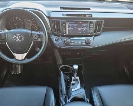 Белый Тойота РАВ 4, объемом двигателя 2.5 л и пробегом 64 тыс. км за 4500 $, фото 8 на Automoto.ua