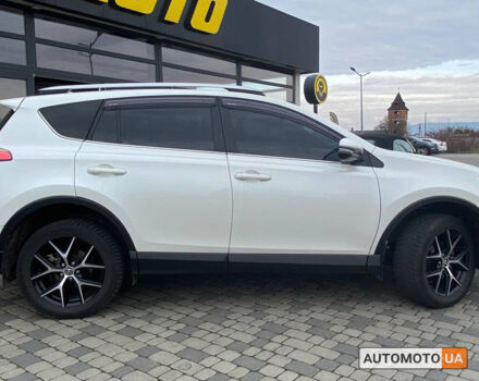 Білий Тойота РАВ 4, об'ємом двигуна 2.2 л та пробігом 288 тис. км за 22900 $, фото 7 на Automoto.ua