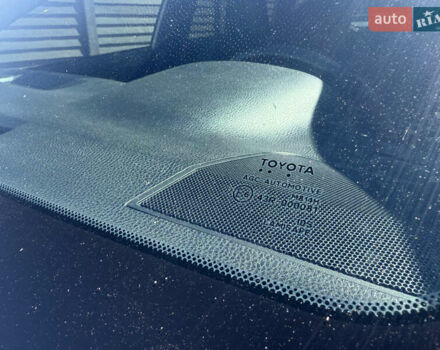 Белый Тойота РАВ 4, объемом двигателя 2.49 л и пробегом 138 тыс. км за 23500 $, фото 14 на Automoto.ua