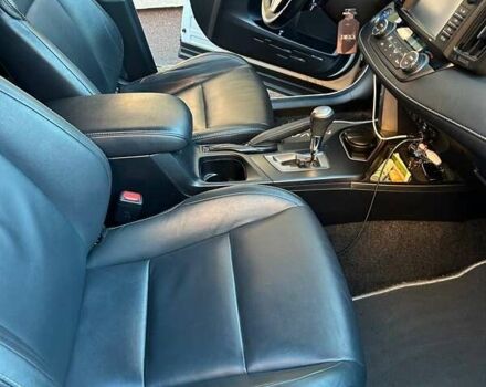 Белый Тойота РАВ 4, объемом двигателя 2.5 л и пробегом 108 тыс. км за 25300 $, фото 32 на Automoto.ua