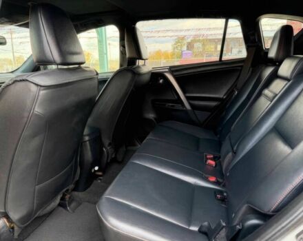 Белый Тойота РАВ 4, объемом двигателя 2.5 л и пробегом 64 тыс. км за 11000 $, фото 8 на Automoto.ua