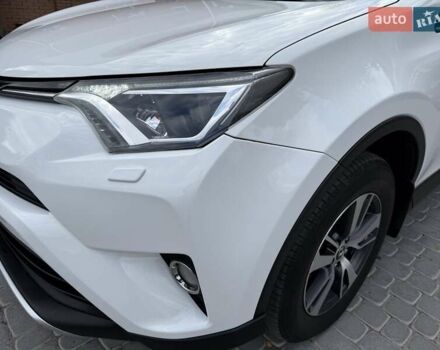 Білий Тойота РАВ 4, об'ємом двигуна 2.23 л та пробігом 192 тис. км за 20500 $, фото 29 на Automoto.ua