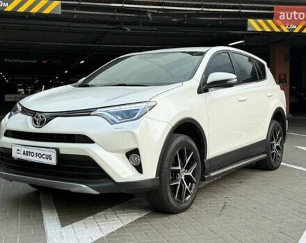 Белый Тойота РАВ 4, объемом двигателя 1.99 л и пробегом 151 тыс. км за 19990 $, фото 3 на Automoto.ua