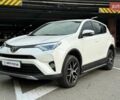 Белый Тойота РАВ 4, объемом двигателя 1.99 л и пробегом 151 тыс. км за 19990 $, фото 3 на Automoto.ua