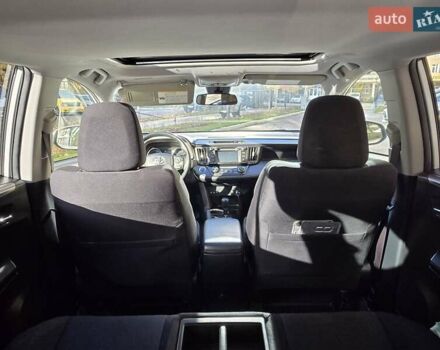 Тойота РАВ 4 2017 в Киеве на Automoto.ua Белый Тойота РАВ 4, объемом двигателя 2.49 л и пробегом 95 тыс. км за 21500 $, фото 24 на Automoto.ua