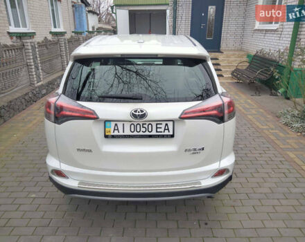 Белый Тойота РАВ 4, объемом двигателя 2.23 л и пробегом 63 тыс. км за 25200 $, фото 8 на Automoto.ua