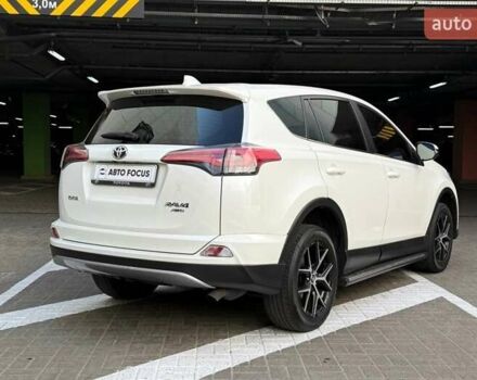 Белый Тойота РАВ 4, объемом двигателя 1.99 л и пробегом 151 тыс. км за 19990 $, фото 6 на Automoto.ua