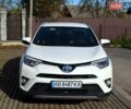 Тойота РАВ 4 2017 в Виннице на Automoto.ua Белый Тойота РАВ 4, объемом двигателя 2.49 л и пробегом 198 тыс. км за 22987 $, фото 12 на Automoto.ua