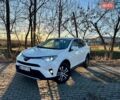 Белый Тойота РАВ 4, объемом двигателя 2.49 л и пробегом 158 тыс. км за 16300 $, фото 1 на Automoto.ua