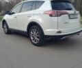 Білий Тойота РАВ 4, об'ємом двигуна 2.5 л та пробігом 204 тис. км за 20500 $, фото 1 на Automoto.ua
