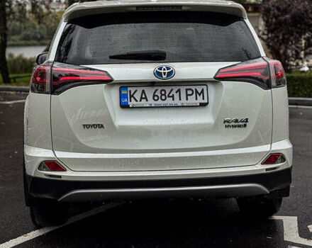 Белый Тойота РАВ 4, объемом двигателя 2.49 л и пробегом 146 тыс. км за 23999 $, фото 10 на Automoto.ua