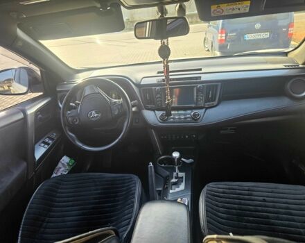 Білий Тойота РАВ 4, об'ємом двигуна 2.2 л та пробігом 290 тис. км за 521 $, фото 3 на Automoto.ua