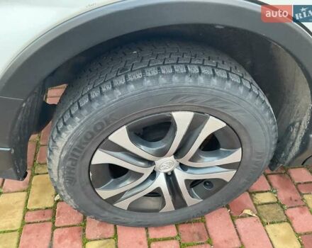 Белый Тойота РАВ 4, объемом двигателя 1.99 л и пробегом 138 тыс. км за 18500 $, фото 9 на Automoto.ua