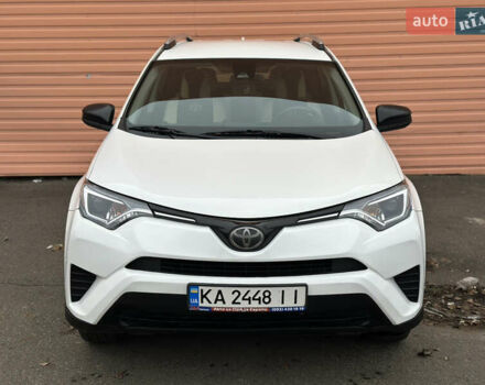 Белый Тойота РАВ 4, объемом двигателя 2.5 л и пробегом 183 тыс. км за 15490 $, фото 57 на Automoto.ua