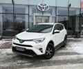 Белый Тойота РАВ 4, объемом двигателя 1.99 л и пробегом 160 тыс. км за 18821 $, фото 1 на Automoto.ua