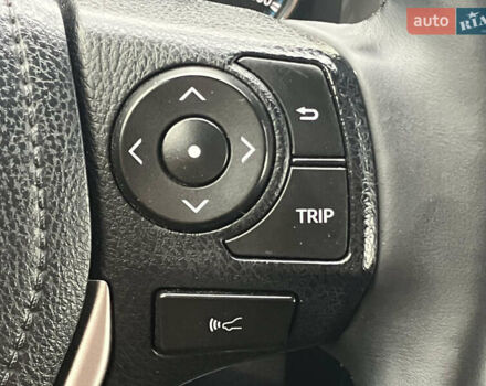 Тойота РАВ 4 2017 в Львове на Automoto.ua Белый Тойота РАВ 4, объемом двигателя 2.49 л и пробегом 187 тыс. км за 22990 $, фото 35 на Automoto.ua