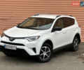 Белый Тойота РАВ 4, объемом двигателя 2.5 л и пробегом 183 тыс. км за 15490 $, фото 62 на Automoto.ua