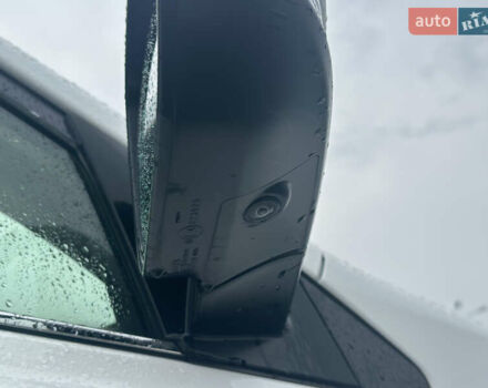 Тойота РАВ 4 2017 в Львове на Automoto.ua Белый Тойота РАВ 4, объемом двигателя 2.49 л и пробегом 187 тыс. км за 22990 $, фото 13 на Automoto.ua