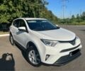 Белый Тойота РАВ 4, объемом двигателя 2.2 л и пробегом 144 тыс. км за 24000 $, фото 2 на Automoto.ua