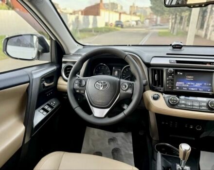 Белый Тойота РАВ 4, объемом двигателя 2.5 л и пробегом 80 тыс. км за 16000 $, фото 11 на Automoto.ua