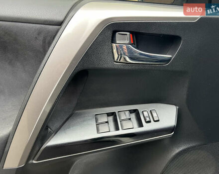 Белый Тойота РАВ 4, объемом двигателя 2.49 л и пробегом 199 тыс. км за 22999 $, фото 29 на Automoto.ua