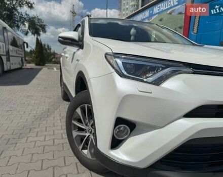 Білий Тойота РАВ 4, об'ємом двигуна 2.49 л та пробігом 55 тис. км за 27300 $, фото 13 на Automoto.ua