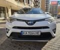 Тойота РАВ 4 2017 в Киеве на Automoto.ua Белый Тойота РАВ 4, объемом двигателя 2.49 л и пробегом 95 тыс. км за 21500 $, фото 1 на Automoto.ua