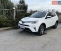 Белый Тойота РАВ 4, объемом двигателя 2.49 л и пробегом 106 тыс. км за 18500 $, фото 1 на Automoto.ua