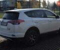 Тойота РАВ 4 2017 в Виннице на Automoto.ua Белый Тойота РАВ 4, объемом двигателя 2.49 л и пробегом 198 тыс. км за 22987 $, фото 21 на Automoto.ua