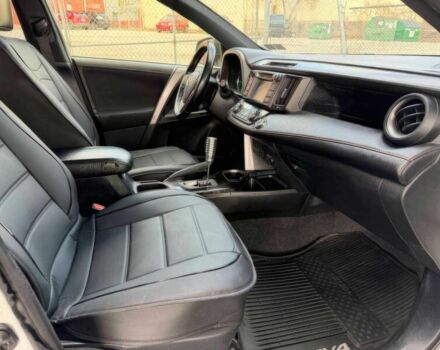 Белый Тойота РАВ 4, объемом двигателя 2.5 л и пробегом 64 тыс. км за 11000 $, фото 7 на Automoto.ua