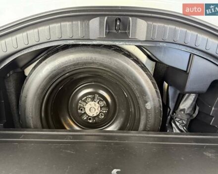 Білий Тойота РАВ 4, об'ємом двигуна 2.23 л та пробігом 192 тис. км за 20500 $, фото 51 на Automoto.ua