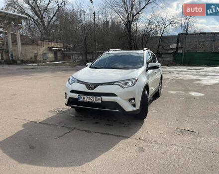 Білий Тойота РАВ 4, об'ємом двигуна 2.5 л та пробігом 147 тис. км за 22900 $, фото 26 на Automoto.ua