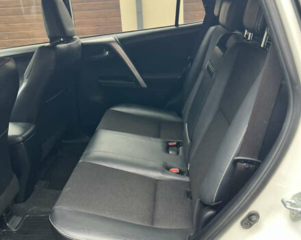 Белый Тойота РАВ 4, объемом двигателя 2.49 л и пробегом 199 тыс. км за 22999 $, фото 34 на Automoto.ua