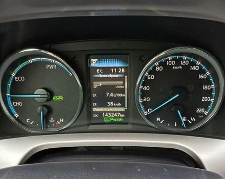 Тойота РАВ 4 2017 в Стрые на Automoto.ua Белый Тойота РАВ 4, объемом двигателя 2.49 л и пробегом 143 тыс. км за 23500 $, фото 27 на Automoto.ua