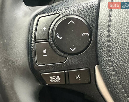 Тойота РАВ 4 2017 в Львове на Automoto.ua Белый Тойота РАВ 4, объемом двигателя 2.49 л и пробегом 187 тыс. км за 22990 $, фото 36 на Automoto.ua