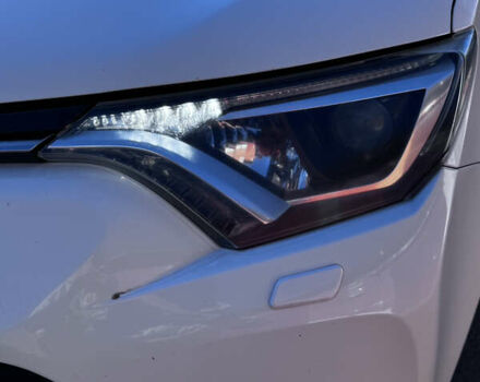 Белый Тойота РАВ 4, объемом двигателя 1.99 л и пробегом 187 тыс. км за 16900 $, фото 10 на Automoto.ua