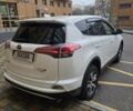 Білий Тойота РАВ 4, об'ємом двигуна 2.23 л та пробігом 220 тис. км за 20500 $, фото 7 на Automoto.ua