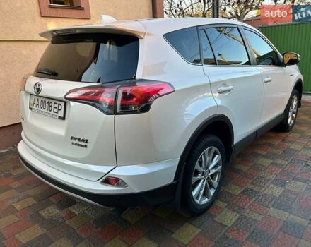 Белый Тойота РАВ 4, объемом двигателя 2.5 л и пробегом 108 тыс. км за 25300 $, фото 8 на Automoto.ua