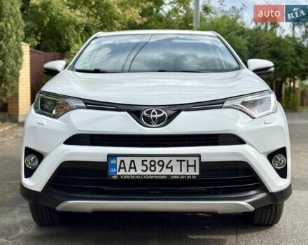 Білий Тойота РАВ 4, об'ємом двигуна 2.23 л та пробігом 90 тис. км за 22700 $, фото 15 на Automoto.ua