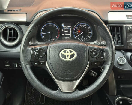 Белый Тойота РАВ 4, объемом двигателя 2.5 л и пробегом 183 тыс. км за 15490 $, фото 49 на Automoto.ua