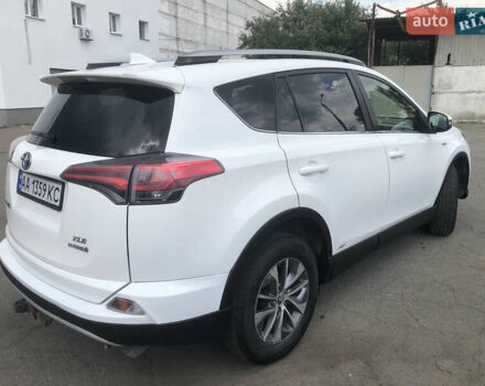 Білий Тойота РАВ 4, об'ємом двигуна 2.49 л та пробігом 153 тис. км за 19000 $, фото 4 на Automoto.ua