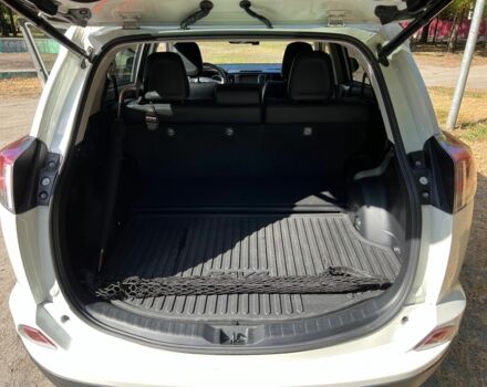 Белый Тойота РАВ 4, объемом двигателя 2.5 л и пробегом 80 тыс. км за 25000 $, фото 7 на Automoto.ua