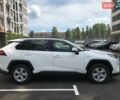 Белый Тойота РАВ 4, объемом двигателя 2.5 л и пробегом 101 тыс. км за 30000 $, фото 4 на Automoto.ua